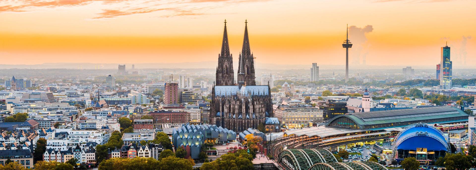 Köln Panorama bei Sonnenuntergang